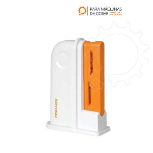 Imagen de Afilador-De-Tijeras-Fiskars-AT-198620-1001